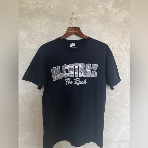 Alcatraz Graphic T-Shirt - Picture 1 of 2